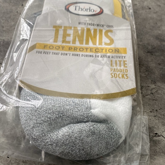 Thorlo Tennis Light Cushion Ankle Socks - Picture 6 of 6